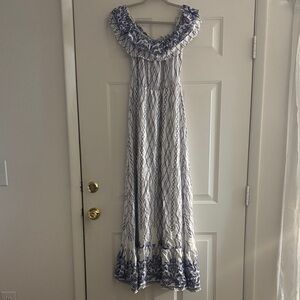 Chic Blue and White Patterned Maxi Dress